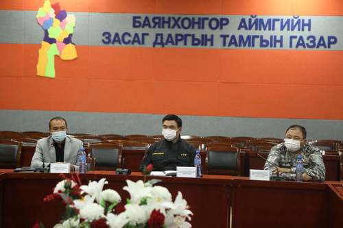 Шадар сайд Баянхонгор аймагт ажиллалаа