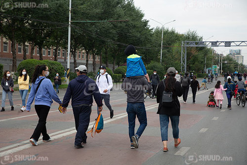 ФОТО: Автомашингүй ГУДАМЖ