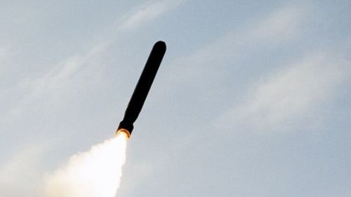 Афганистан: Кабулын нисэх буудалд пуужин унажээ