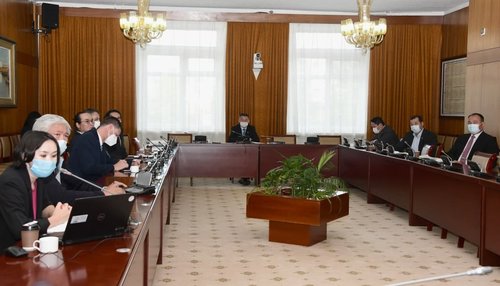 Оюутолгой төслийн гүний усны ашиглалтын үйл явцын талаар мэдээлэл сонслоо