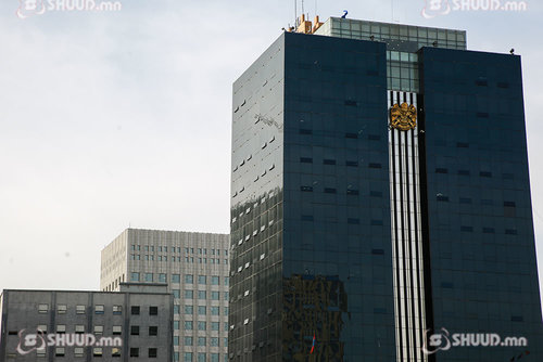 Хангарьд ордонд Дээд шүүх төвхнөх үү