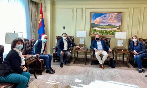 Франц-Монголын найрамдлын бүлгийн гишүүд Монгол Улсад айлчилж байна