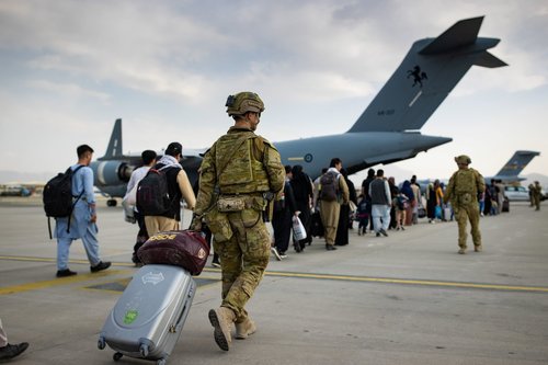 9/11 халдлагын дараа Америкийн хувийн компаниуд хэрхэн баяжив