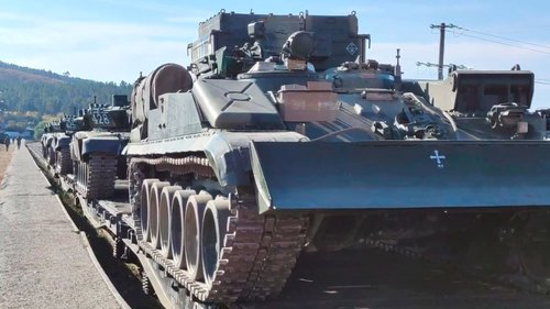 ВИДЕО: Монголд цэргийн сургуулилалтад оролцох Оросын техникийг төмөр замаар илгээжээ