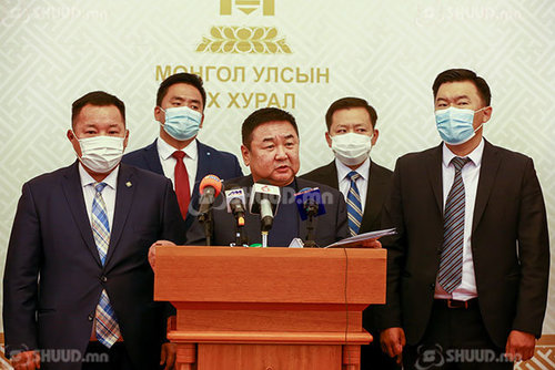 АН: Засгийн газрыг огцруулах асуудлыг УИХ-д тавина