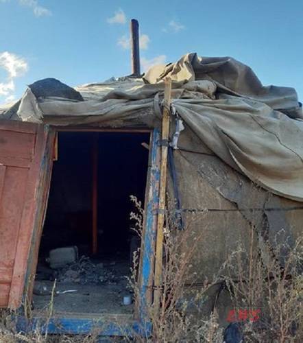 Сиймхий гэрийн сүүдэрт нуугдсан Сонгинохайрханы амьдрал