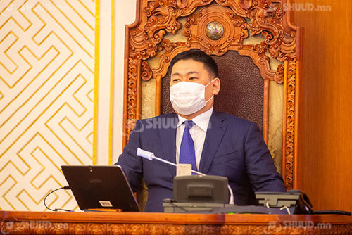 Иргэдийн сурч боловсрох эрхийг хангах арга хэмжээний талаар Ерөнхий сайд мэдээлнэ