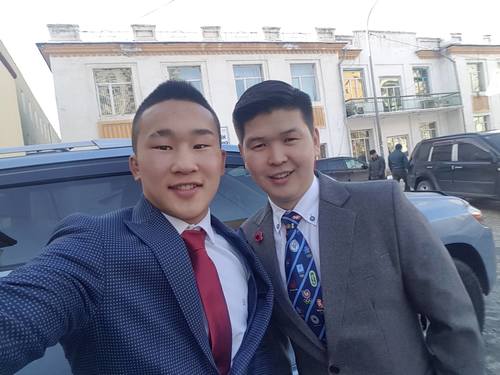 П.Сэрдамба: Одоо наад жүжгээ боль, дүү