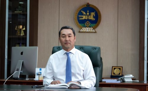 Өвөл болдгийг тооцож чадаагүй сайд