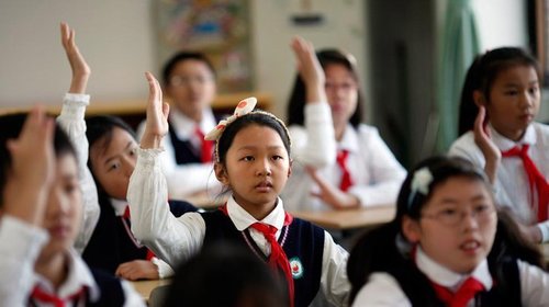 Хятадын сургуулиуд сурагчдын сэтгэцийн эрүүл мэндэд анхаарна