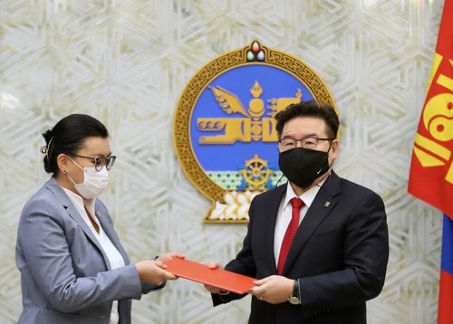 Нийгмийн даатгалын талаарх багц хуулийн төслүүдийг өргөн барилаа