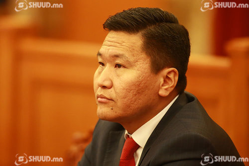 Т.Аюурсайхан: Монголбанк арилжааны банкийг дампууруулж, өмч хөрөнгийг нь дээрэмддэг