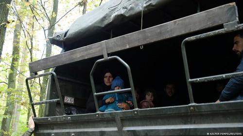 Франц улс Лукашенкогийн гэр бүлийг хүний наймаанд буруутгажээ