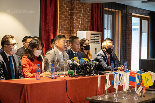 Даатгалын салбарынхан Т.Аюурсайхан нарын өргөн барьсан хуулийг эсэргүүцлээ