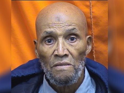 Хилс хэргээр 45 жил шоронд суусан эрийг цагаатгажээ