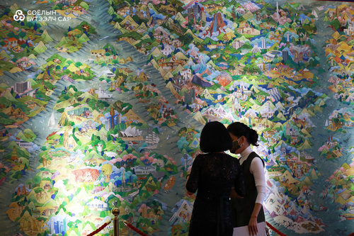 “Дэлхийн нэг өдөр” дижитал зургийг 350 сая төгрөгөөр борлууллаа