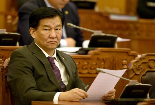 УИХ-ын гишүүн Ц.Даваасүрэнг бизнес эрхлэгчдээс уучлалт гуйхыг шаардлаа