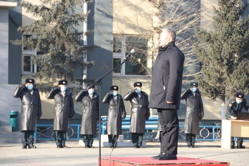 Хариуцлага алдсан хүн дарга болон дээшилдэг Монгол