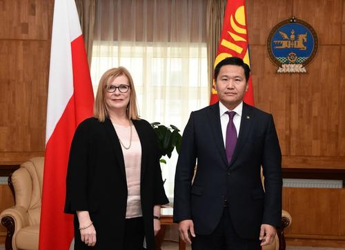 Т.Аюурсайхан: “КГХМ” компанитай хамтран ажиллах боломжтой