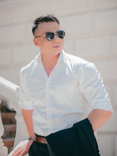 Э.Тодгэрэл: Уран бүтээлчид бид үзэгчдийн алга ташилтаар урамшиж амьд явдаг