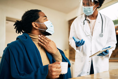 Өмнөд Африкийн эмч омикроны халдварын шинж тэмдгүүдийг нэрлэв