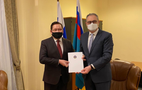 ОХУ-д суух Элчин сайд Ө.Энхтүвшин Итгэмжлэх жуух бичгийнхээ хувийг гардуулав