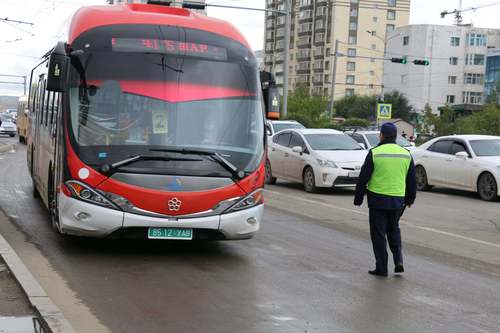 Ирэх сарын 10 гэхэд 100 ШИНЭ автобус хүлээн авна