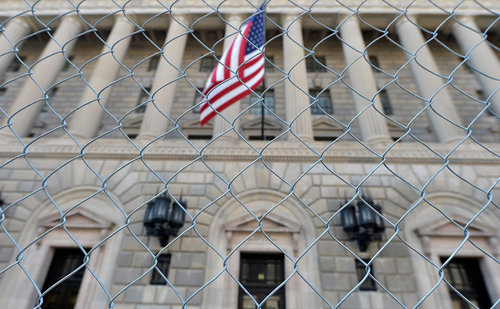 АНУ Хятадын эдийн засгийн эсрэг хориг тавив