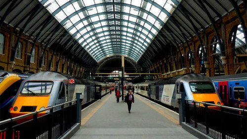 Лондонгийн метроны машинистууд зун хүртэл ажил хаяв