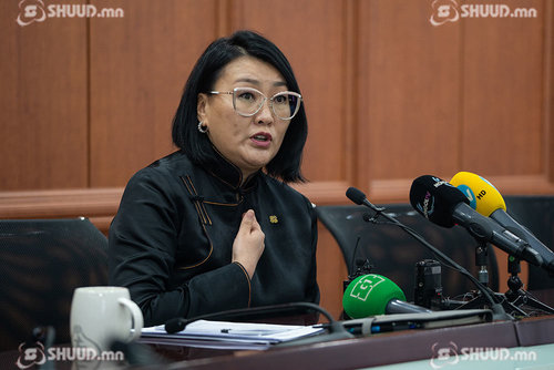 А.Ариунзаяа: Б.Энхбаярыг сайдаар томилохгүй бол үхчих гээд байгаа юм уу,