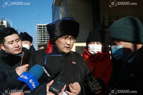 Засгийн газарт иргэдийн өр, зээлийн асуудлыг шийдэх шаардлага хүргүүллээ