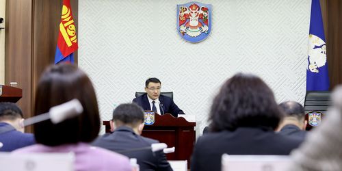 Д.Сумъяабазар: Иргэдийн орлого, хөдөлмөр эрхлэлтийг нэмэгдүүлэхэд анхаарна