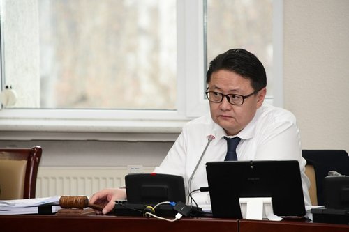 Хууль зүйн байнгын хороо дөрвөн асуудлыг хэлэлцлээ