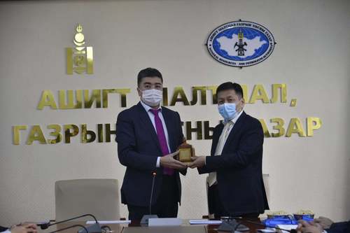АМГТГ-ын даргаар Л.Баярмандал томилогдлоо 