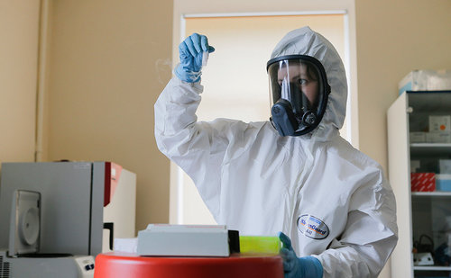 ОХУ-д коронавирусийн хэд хэдэн штамм дээр суурилан вакцин бүтээнэ