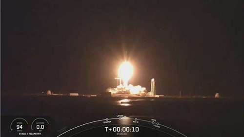 SpaceX компани Falcon 9 пуужин тээвэрлэгч хөөргөлөө