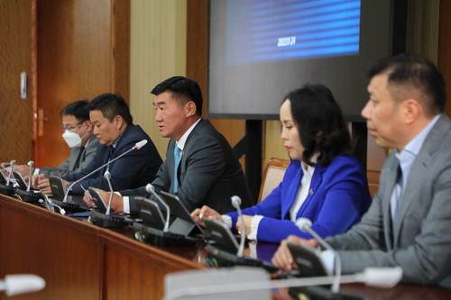 ХЗБХ: Чуулганы хугацаанд 91 хуулийн төсөл, УИХ-ын 7, байнгын хорооны 10 тогтоолын төслийг хэлэлцжээ