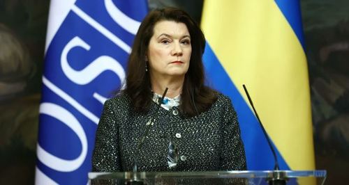 Швед Украин руу зэвсэг нийлүүлэх, дипломатуудынхаа гэр бүлийг нүүлгэх алхам хийхгүй