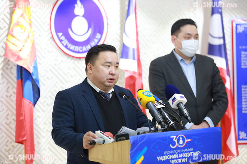 Д.Ганбаяр: Э.Бат-Үүл даргыг шүүхийн шийдвэргүйгээр 38 хоног саатуулсан