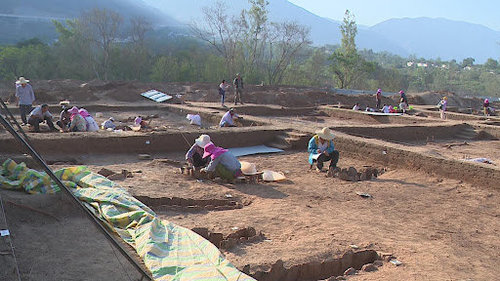 Өвөр Монголоос эртний газар доорх хонгил олжээ