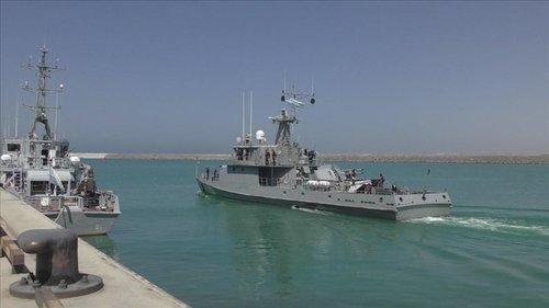 Оросын байлдааны хөлөг онгоцууд Каспийн тэнгист гарлаа