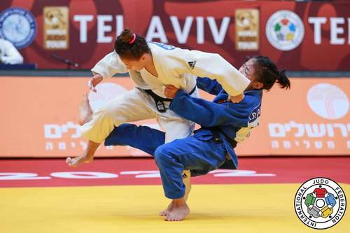 Олимпийн мөнгөн медальт, жүдоч Б.Баасанхүү ээж боллоо