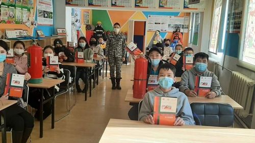 Сурагчид гал түймрийн үед өөрийгөө болон бусдыг хэрхэн хамгаалахад суралцжээ