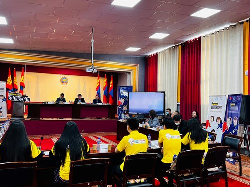 Парламентын Ардчиллыг бэхжүүлэх төслийн баг Баянхонгор аймагт ажиллалаа