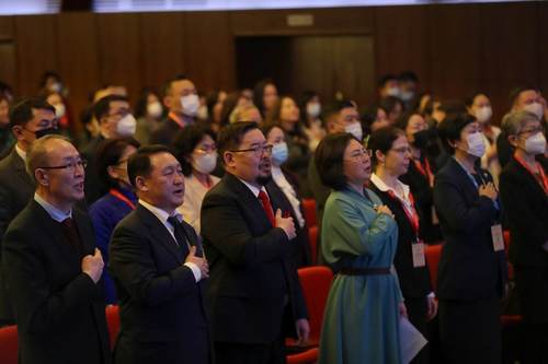 Төрийн захиргааны албан хаагч эмэгтэйчүүдийн анхдугаар чуулган боллоо