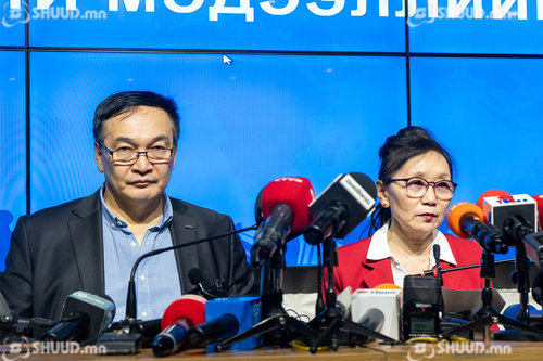 Г.Баасан: Ч.Мөнхбаярыг захиалгаар хэлмэгдүүлж байна