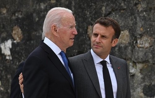 Байден, Макрон нар Оросын эсрэг хоригоо чангатгахар тохиролцов