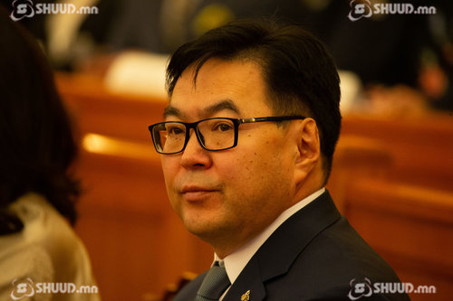 Ц.Анандбазарыг хэд хэдэн хэрэгт ЯЛЛАГДАГЧААР татна