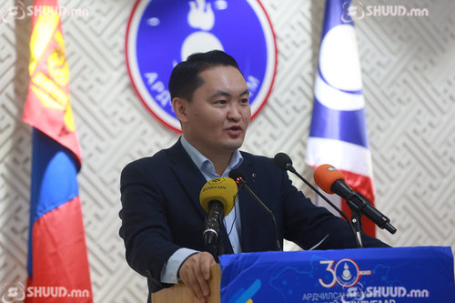 Ч.Өнөрбаяр: 96.3 хувиар ялалт байгуулдаг Ардчилсан сонгууль хаана ч байдаггүй