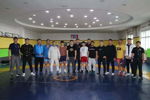 Азийн АШТ-д оролцох сонгомол бөхийн баг тамирчдыг шалгарууллаа